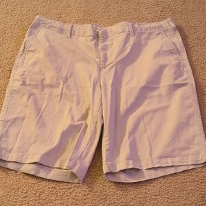 Lands' End Light Beige Khaki Bermuda Shorts Size 18